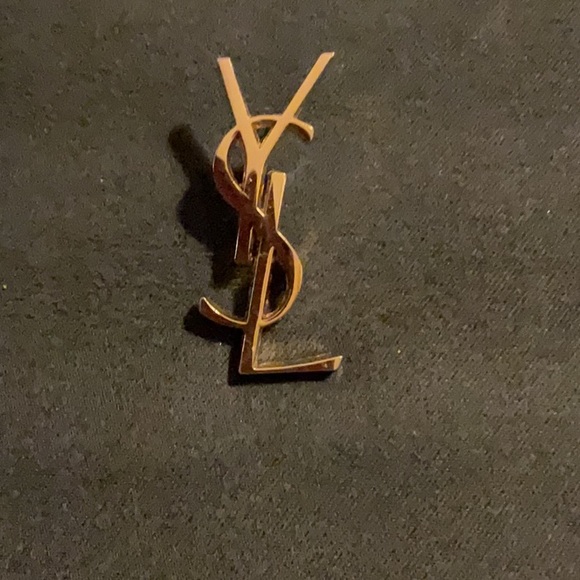 YSL Gold Pin - Picture 3 of 6